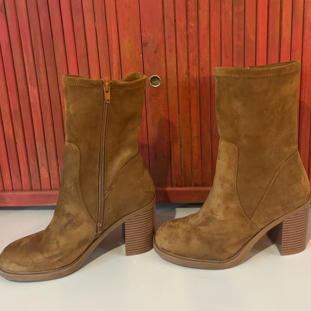 70’s STYLE WOMEN'S (SZ 7) CALLIE BOOT CHESTNUT COLOR